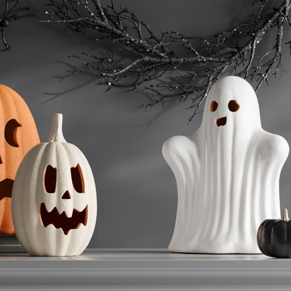 Hyde and EEK! Terracotta Ghost Textured Large Halloween Target 2025 - Picture 8 of 12